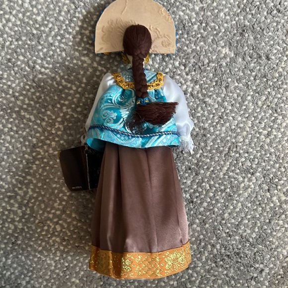 Russian doll - Picture 5 of 5